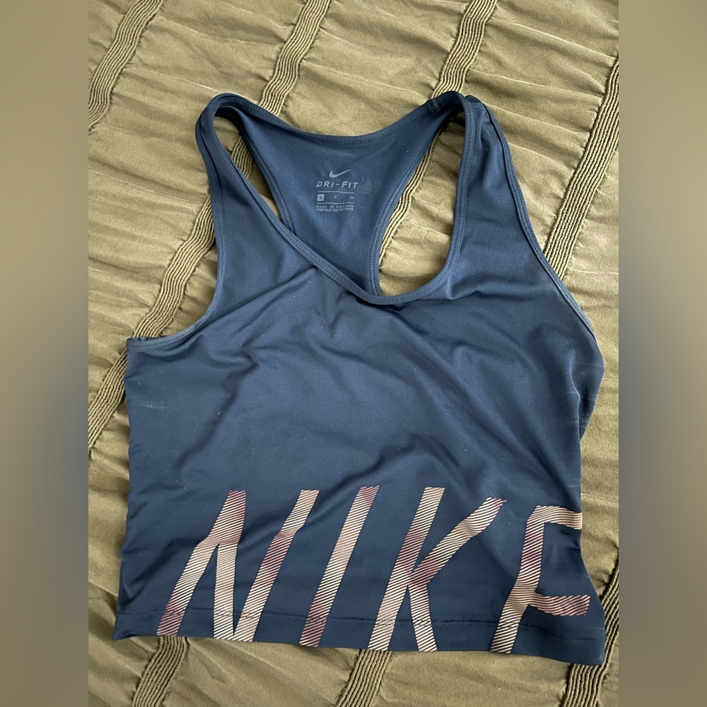 Nike tank top size M